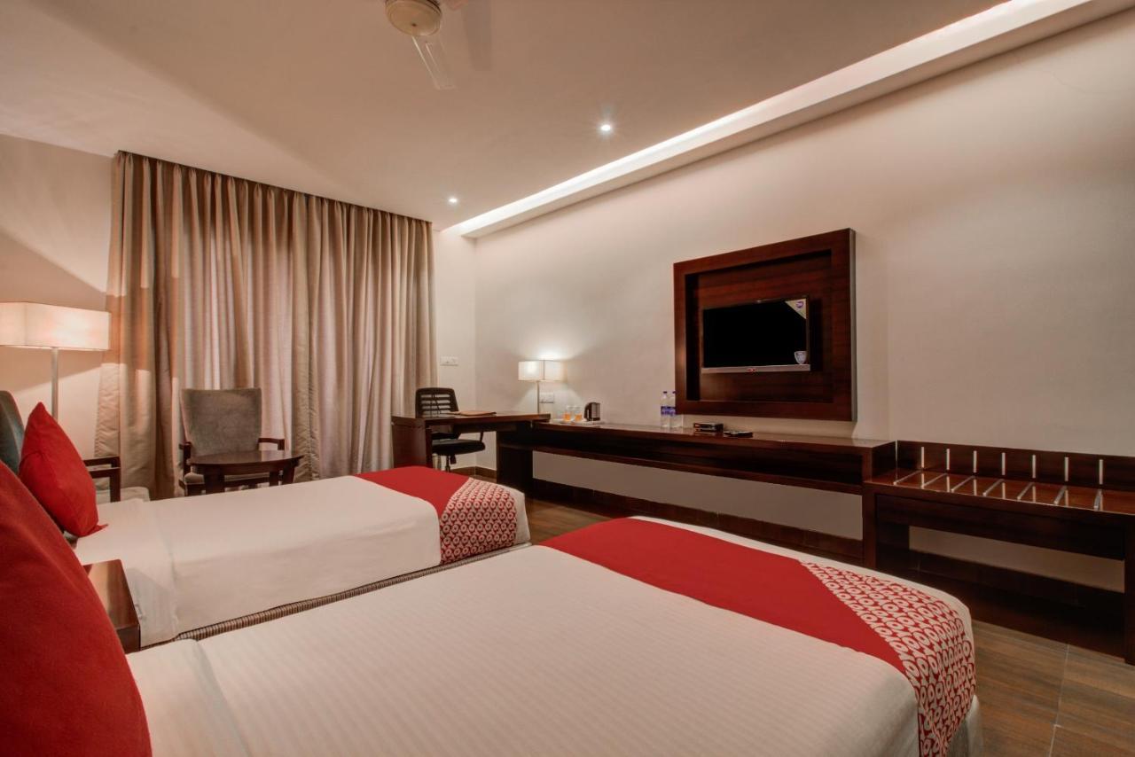 Oyo 3575 The Wave International Hotel Джамшедпур Екстериор снимка