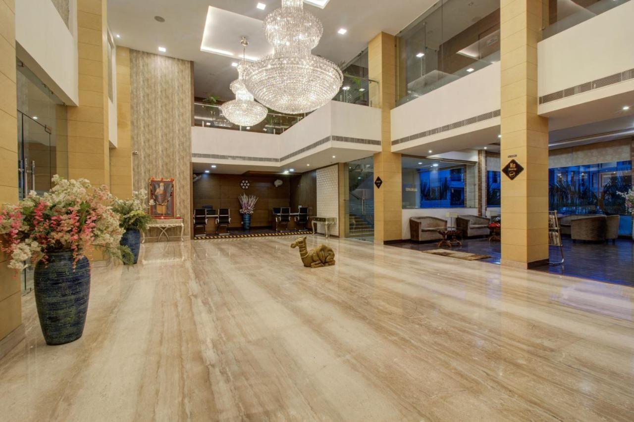 Oyo 3575 The Wave International Hotel Джамшедпур Екстериор снимка