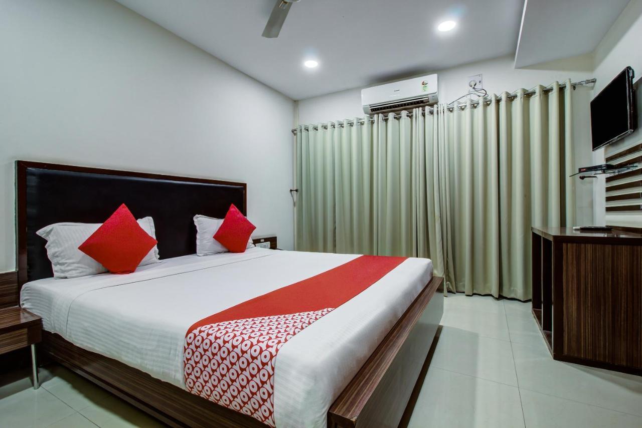 Oyo 3575 The Wave International Hotel Джамшедпур Екстериор снимка