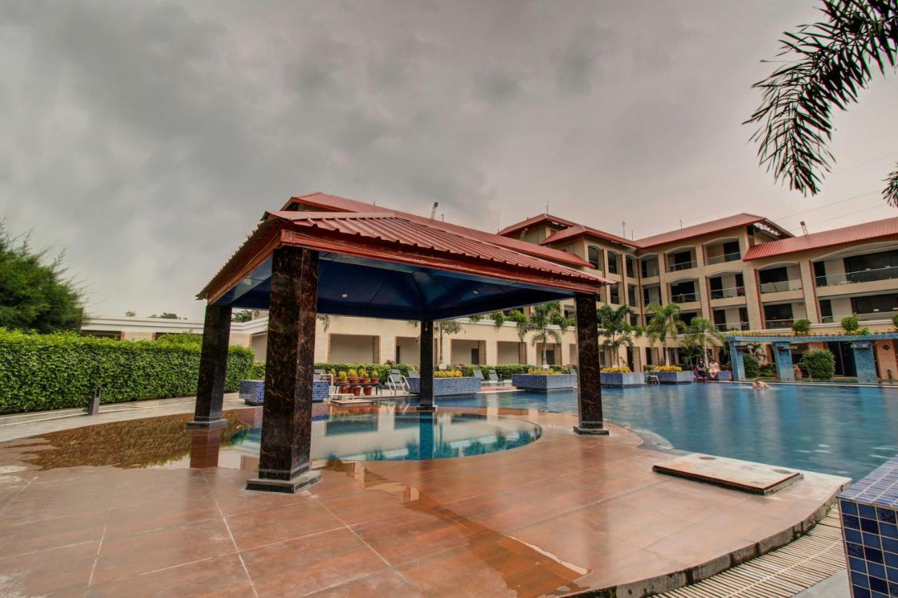 Oyo 3575 The Wave International Hotel Джамшедпур Екстериор снимка
